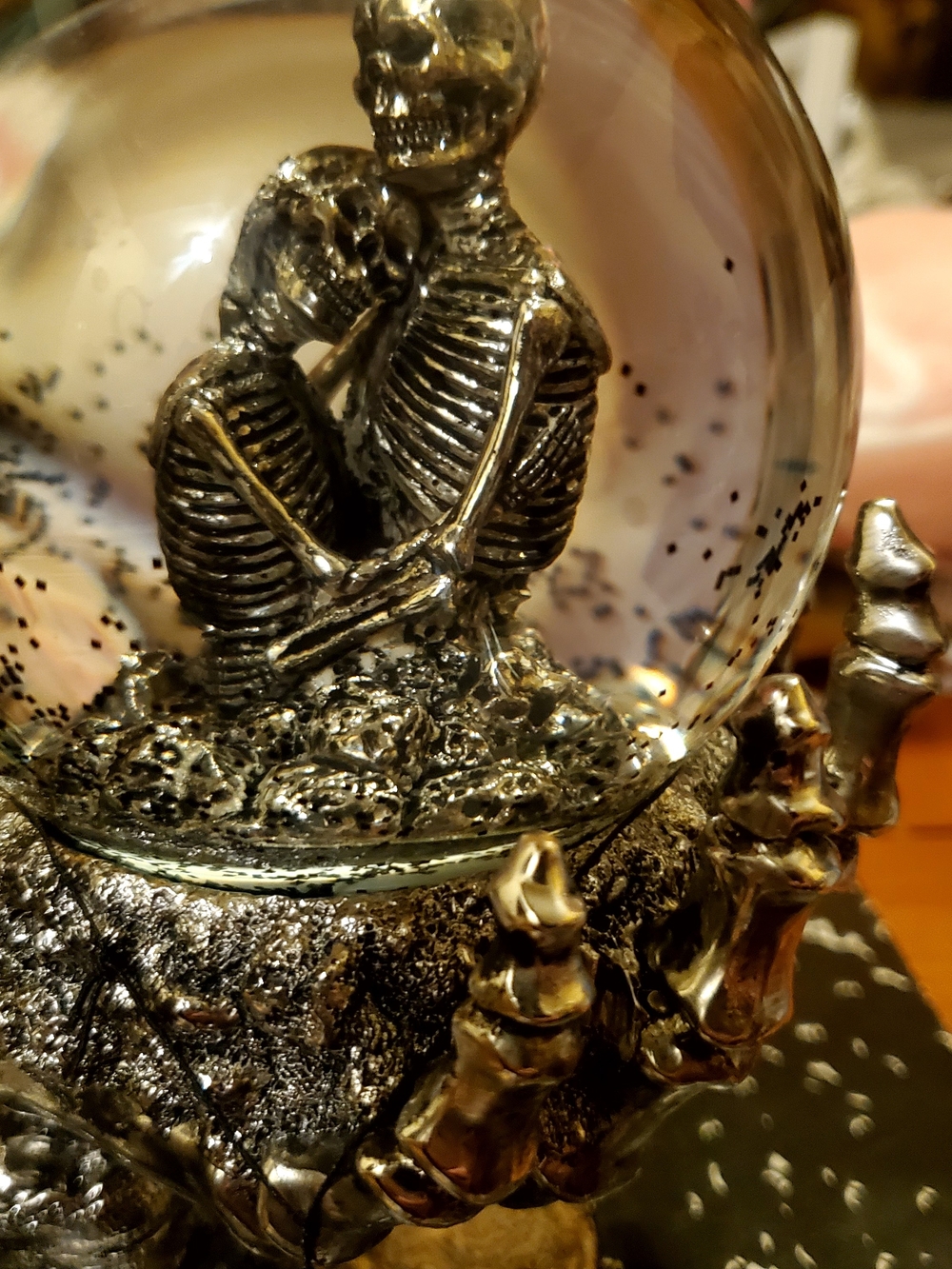 *BRAND NEW with TAG.*Silver Skeleton Couple Snow Globe - Decorative Home Accent